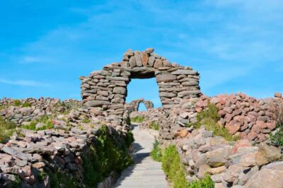 Two Day Lake Titicaca Tour With Homestay - Puno to Uros: floating reed islands and an optional reed-boat moment