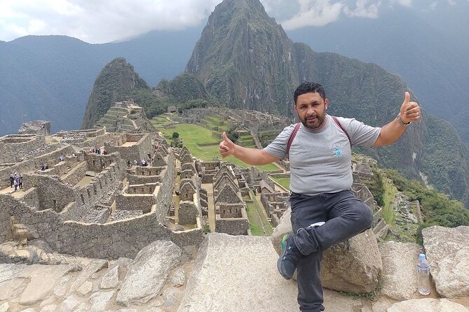 Wonderful Cusco 5-Day Tour with Entrance to Machupicchu - Sacred Valley with Pisac: terraces, temples, and a big Inca cemetery